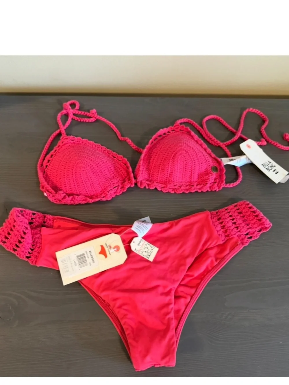 Billabong feminine two